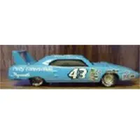 Richard petty #43 1:64 diecast car superbird